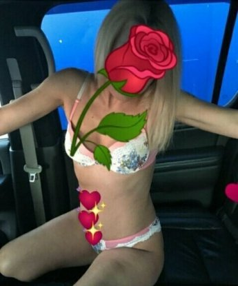 Верочка, 24 года